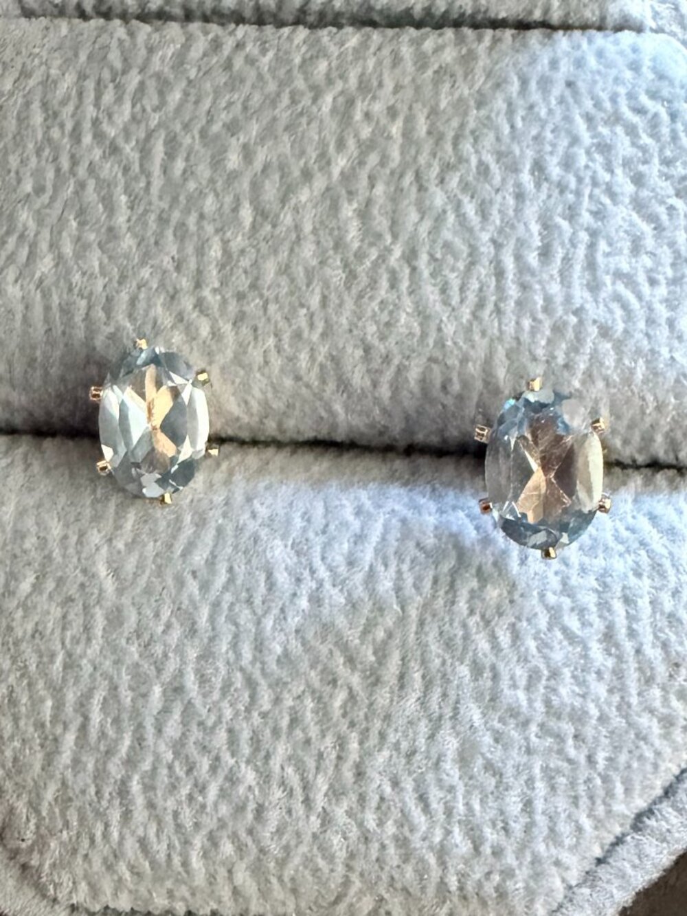 Vintage 925 Sterling Silver Gold Plated Oval Ice Blue Stone Stud Earrings